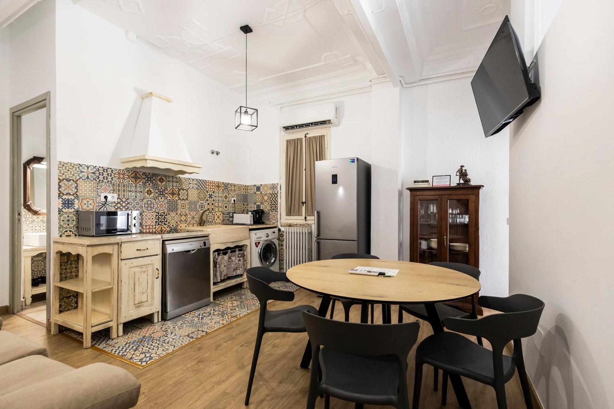 Live In Chianti Apartaments By Concept Flats Valencia Bagian luar foto