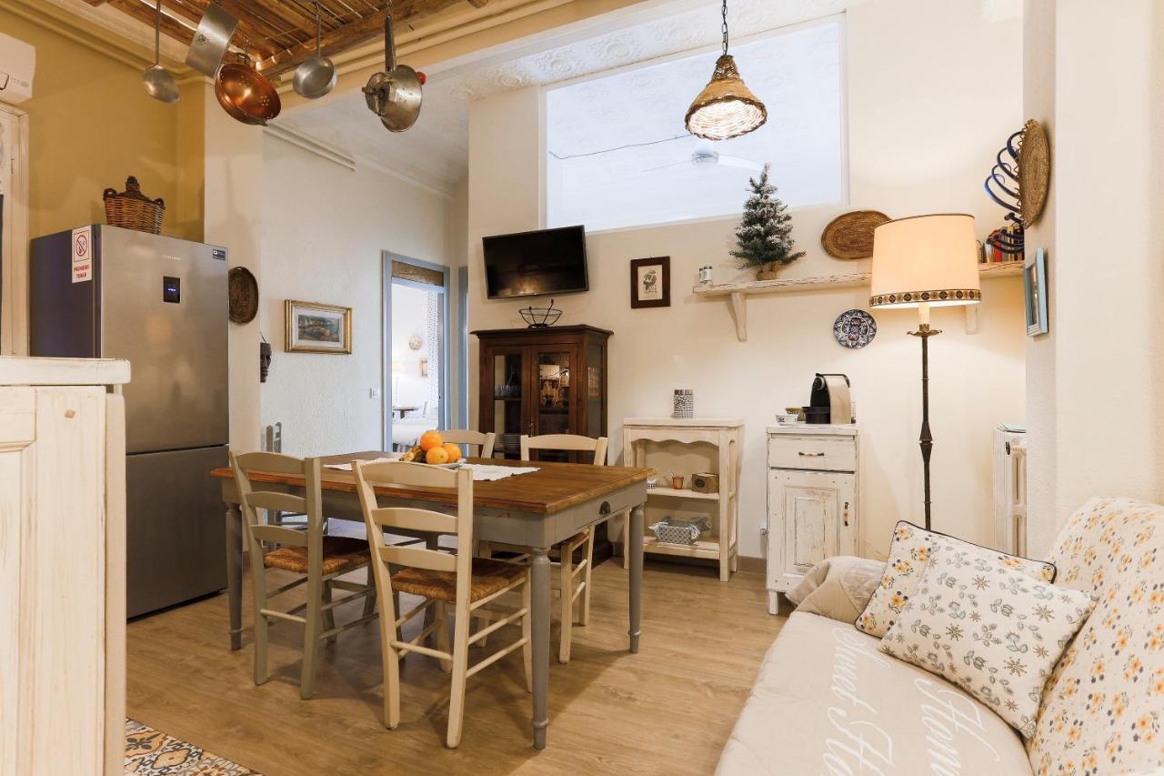 Live In Chianti Apartaments By Concept Flats Valencia Bagian luar foto